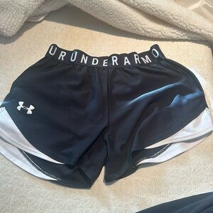 Black under armor women’s athletic shorts
